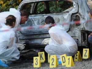 CADAVERI IN AUTO IN FIAMME: PM, PROBABILE OMICIDIO-SUICIDIO