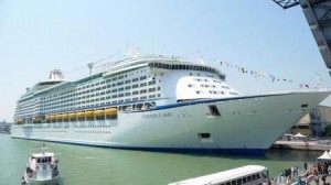 voyager nave crociera