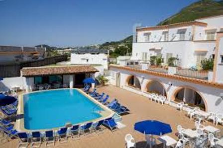 hotel tramonto doro