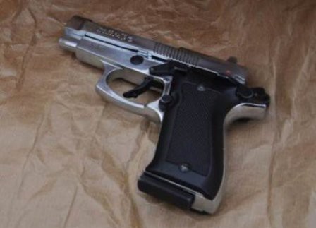 pistola