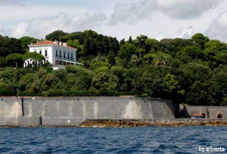 Villa Rosebery