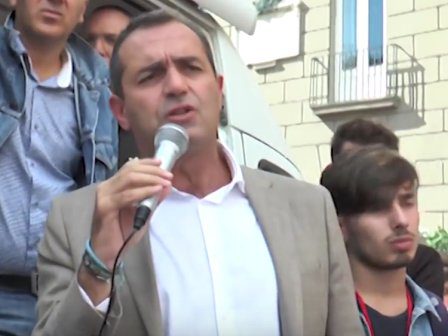 demagistris-corteo-studenti