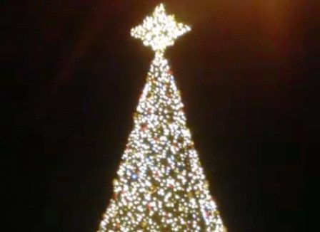 albero-natale-santa-claus-village