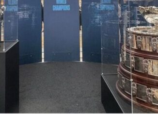 America’s Cup: Napoli accende il countdown, svelato l’orologio in piazza Vittoria